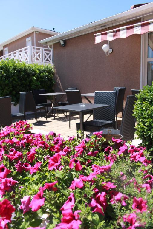 Fasthotel Nimes קסארג מראה חיצוני תמונה